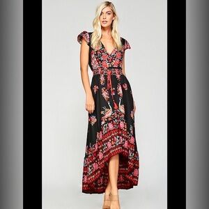 Black Floral Boho Hi Low Dress Size Medium Short Sleeve, Elastic Waist P14